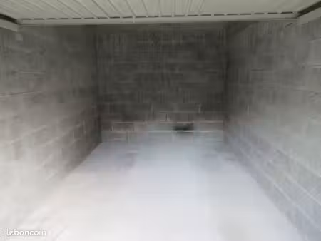 parking/box 14 m² scionzier