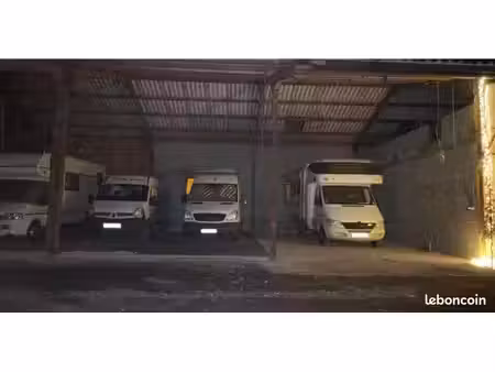 hivernage / stationnement longue durée véhicule / camping car / van