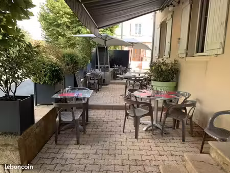 maison 8 pièces 284 m²