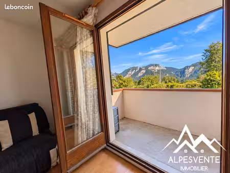 studio 1 pièce 17 m²