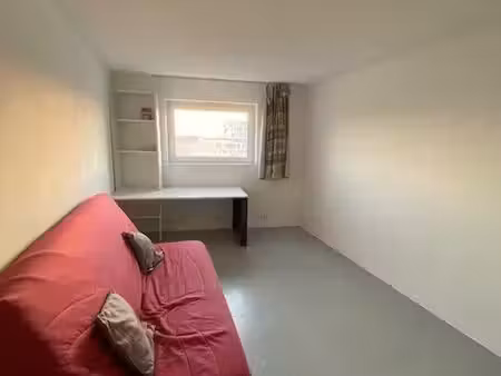 studio 1 pièce 19 m²