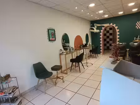 fond de commerce  salon de coiffure mixte à tarbes