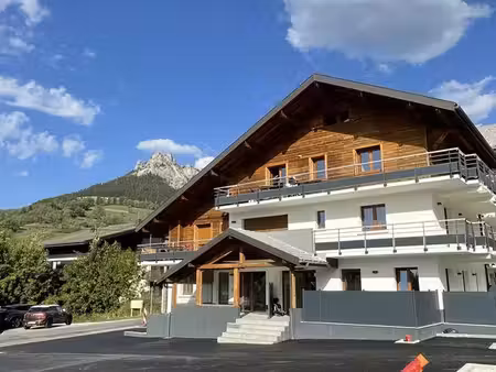 appartement t3 réhabilité | terrasse couverte et balcon exposés nord-ouest | stationnement