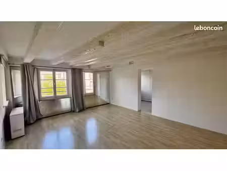 appartement 2 pièces 67 m²