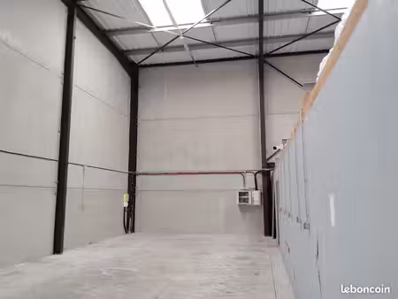 entrepôt 173 m² saint-martin-boulogne