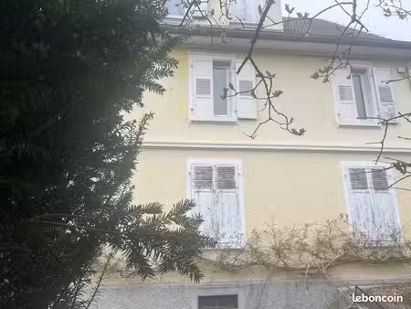 maison 9 pièces 252 m²