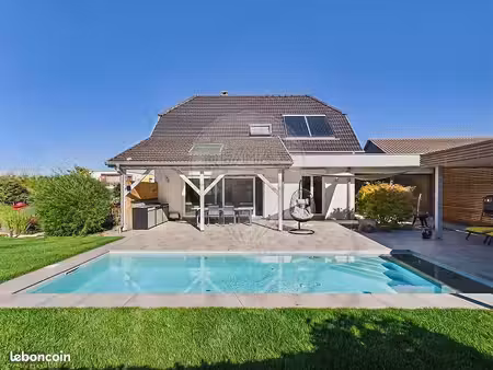 maison 6 pièces 132 m²