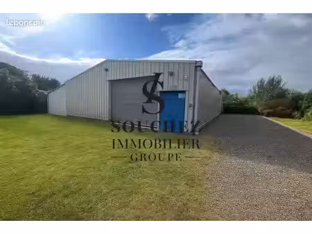 local 270 m² avion