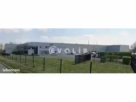 local d'activité 5 392 m²