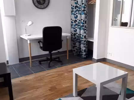 appartement 2 pièces  centre ville/gare  très bon état