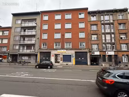 lille  local commercial de 600 m2 divisible a vendre ou a louer