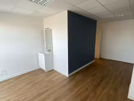 location local / salle de consultation