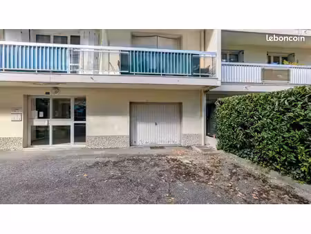vends grand garage