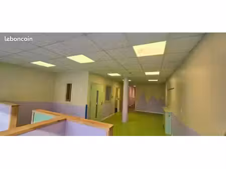 loue local commercial 106m2 idéal supérette  cabinet de santé ...