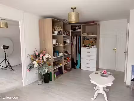 local commercial / bureau