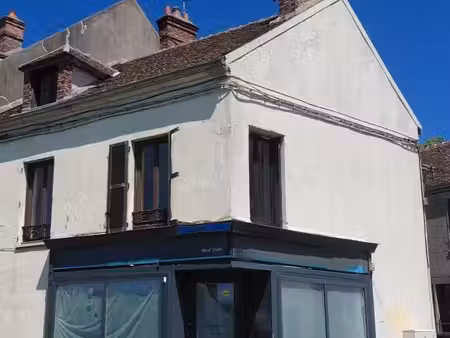 immeuble 4 pièces 137 m²