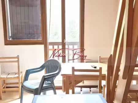 studio 1 pièce 28 m²