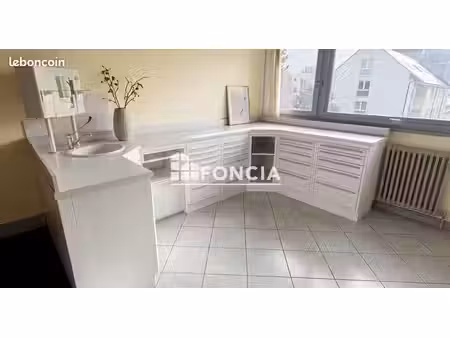 centre-ville de saint-jean-de-maurienne - appartement 3 pièces en rez-de-chaussée – idéal 