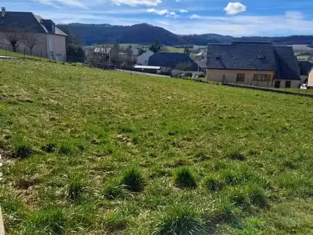 terrain à bâtir de 1700 m² à mauperthuis (77)