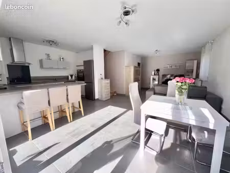 t4 duplex 80m² avec jardin privatif et garage