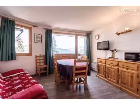 appartement 3 pièces t3 doucy