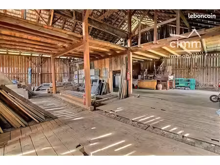ferme 3 pièces 470 m²