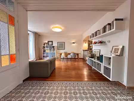 appartement 3 pièces 84 m²
