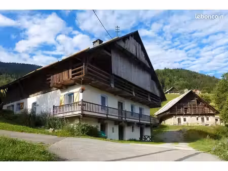 ferme traditionnelle du beaufortain / chalet