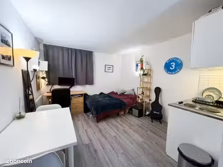 appartement 1 pièce 18 m²