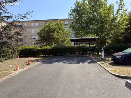 place de parking - résidence du tir