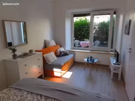 t1 récent 35m2 jardin parking sécurisé local vélo+skis bien frais l'été centre aix calme g