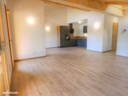 appartement 4 pièces 121 m²