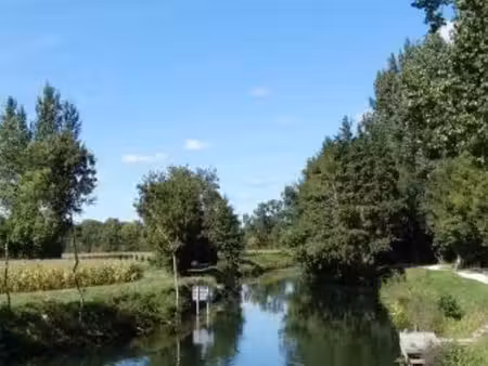 terrain en bord de rivières