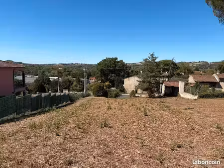 terrain 1 824 m² castres
