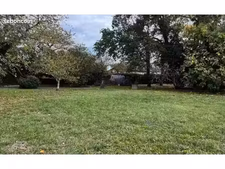 terrain 1 400 m² montauban