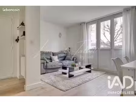 appartement 3 pièces 49 m²