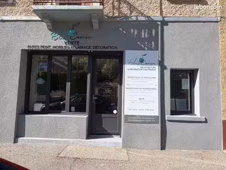 à louer – local professionnel de 38 m² avec vitrine – aix-les-bains