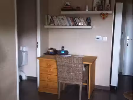 loue t1 avec grand balcon et garage sécurisé