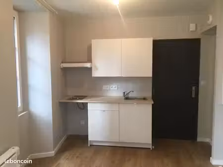 t1 bis / studio 25 m2