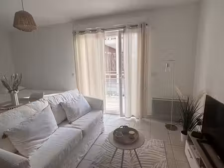 studio meublé à 400m frontière genève