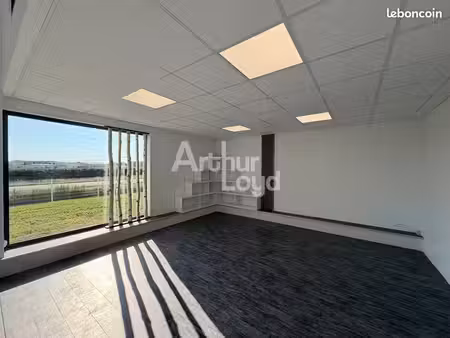bureaux 110 m² mignaloux-beauvoir