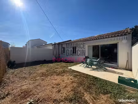 villa 4 pièces 80 m²