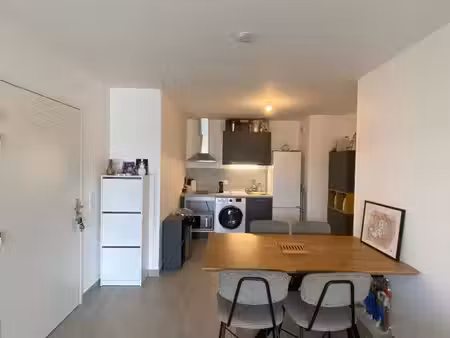 appartement t2 43m2 + 10m2 de jardinet