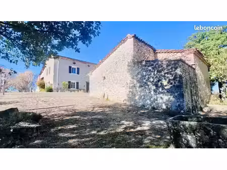propriété 6 pièces 156 m²