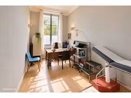 cabinet médical - versailles rive droite - 43m2