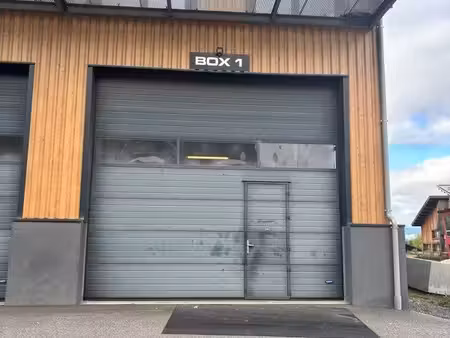 hangar-local-bureau 100 m²