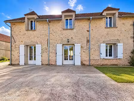 longère 7 pièces 164 m²