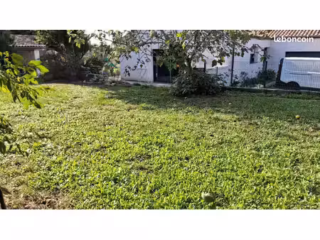 terrain à bâtir de 546 m² à avrille (85)