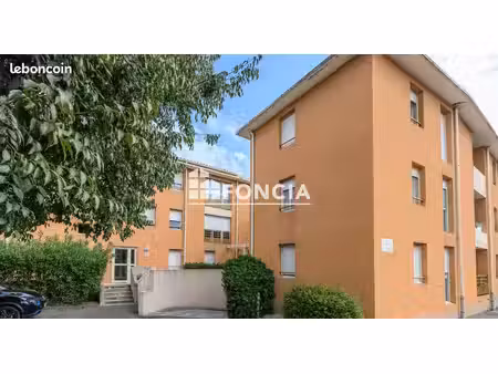 avignon – spacieux t4 de plain-pied avec terrasse de 30 m² et 2 garages – investisseur