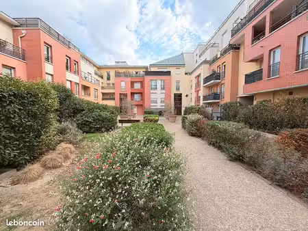 appartement 5 pièces 85 m²